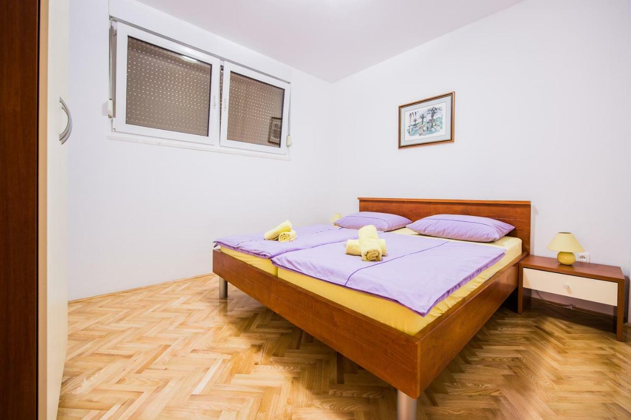 Apartmani Mila Подстрана Екстериор снимка