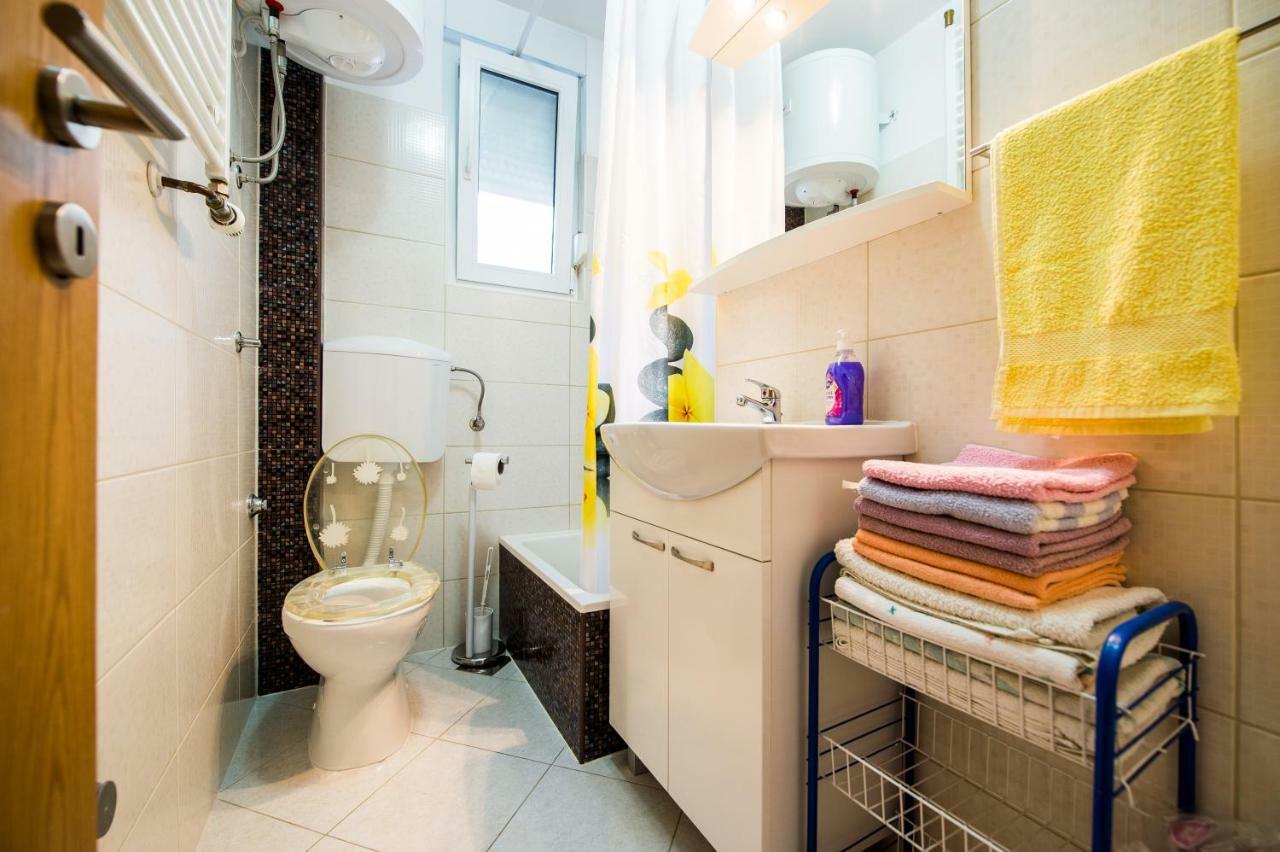 Apartmani Mila Подстрана Екстериор снимка