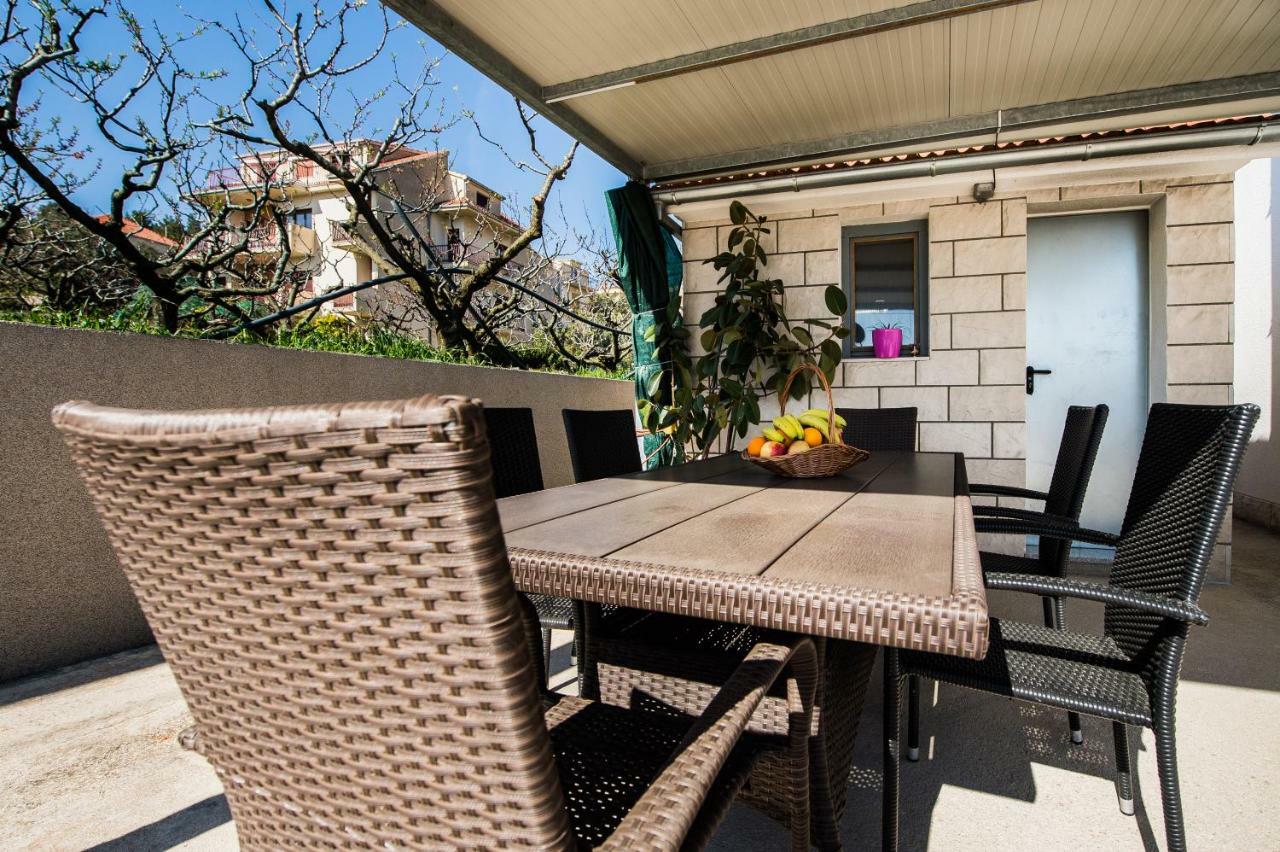 Apartmani Mila Подстрана Екстериор снимка
